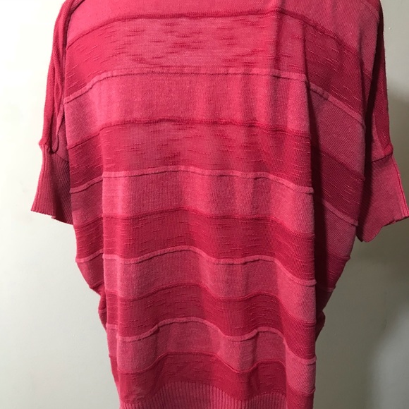 Mossimo top - Picture 3 of 7